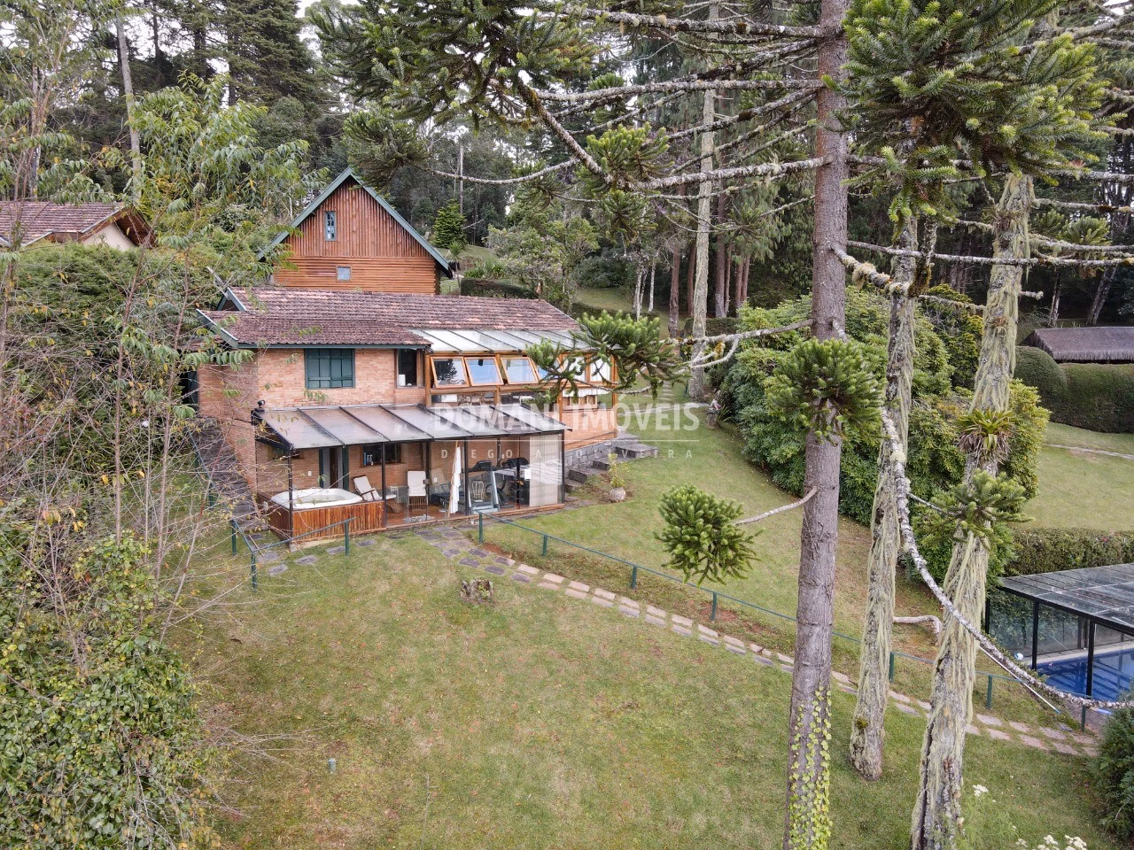 House of 2,920 m² in Campos do Jordão, SP, Brazil