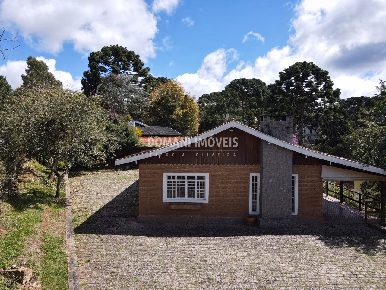 House of 1,110 m² in Campos do Jordão, SP, Brazil