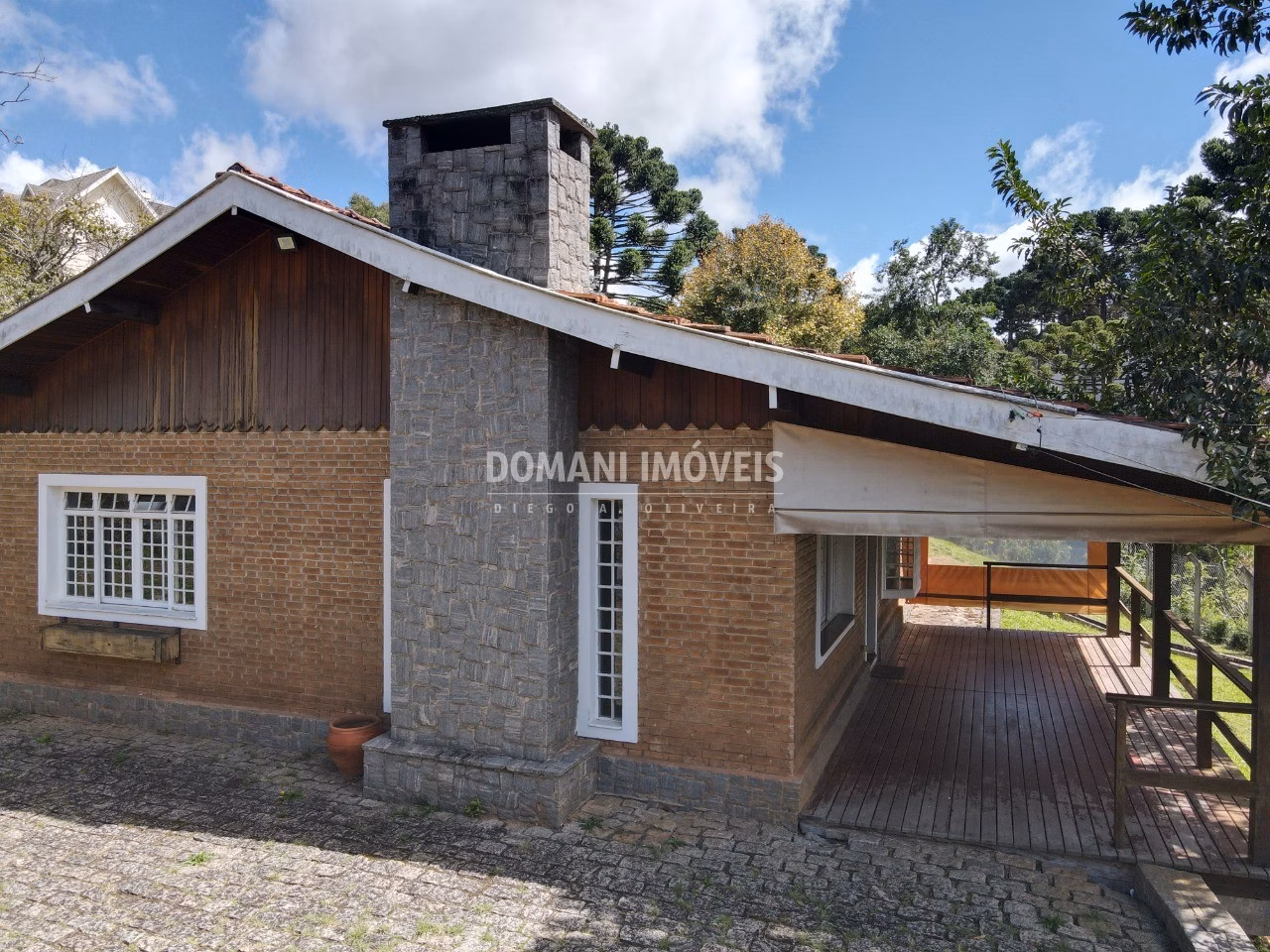 House of 1,110 m² in Campos do Jordão, SP, Brazil