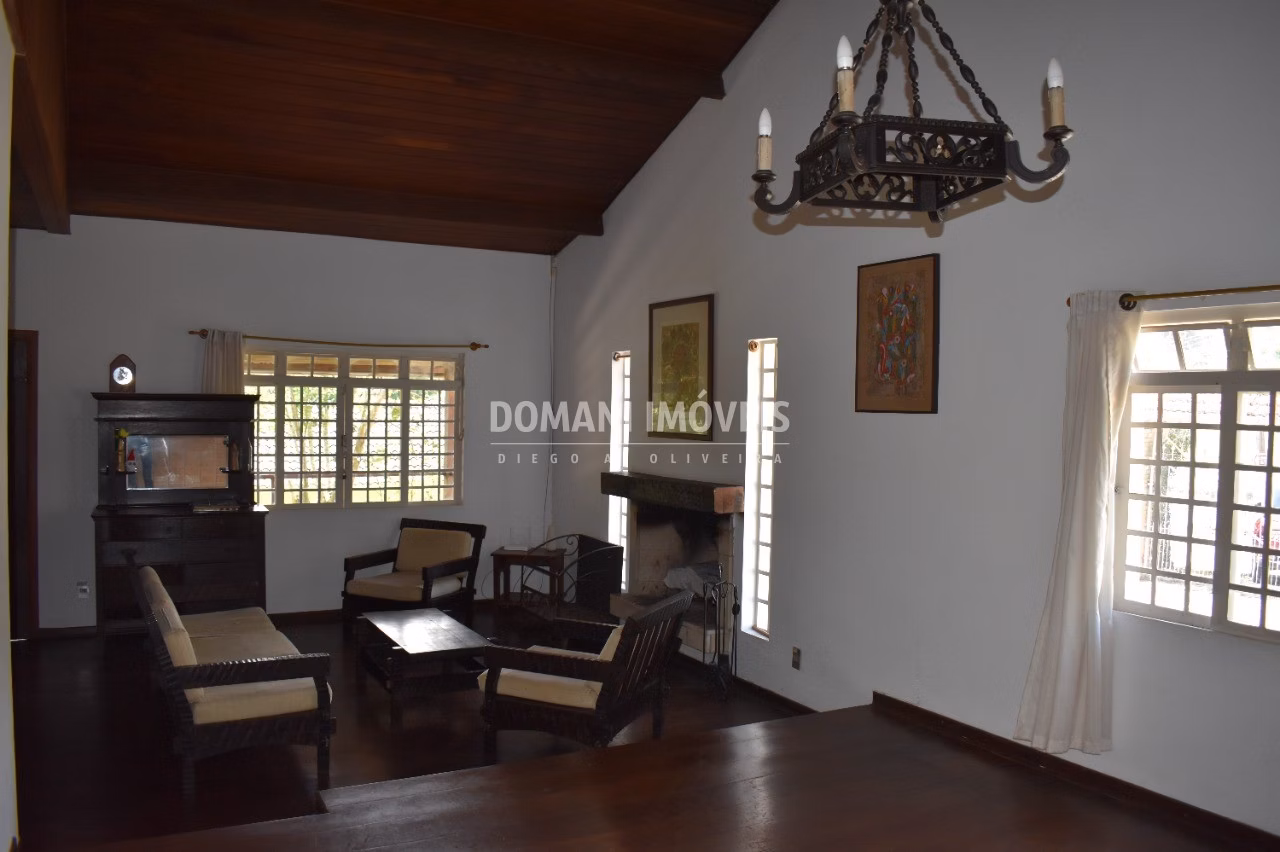House of 1,110 m² in Campos do Jordão, SP, Brazil