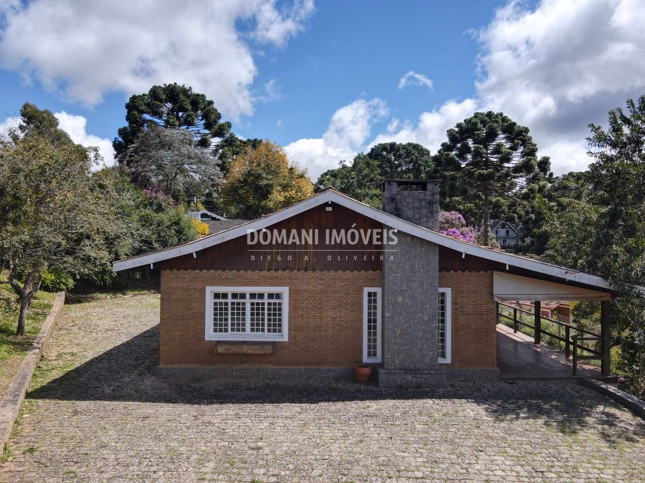 House of 1,110 m² in Campos do Jordão, SP, Brazil