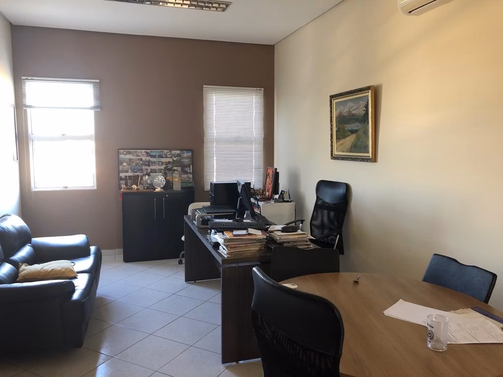 Casa de 623 m² em Paulínia, SP