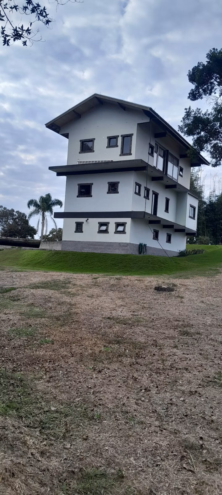 Sítio de 4 ha em Paraibuna, SP