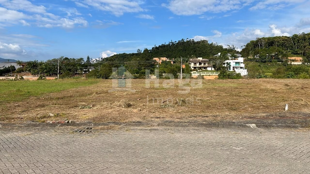 Terreno de 347 m² em Guabiruba, SC