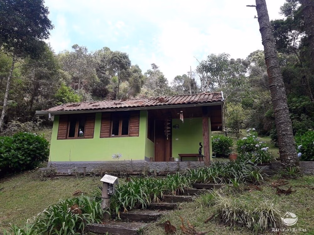 Sítio de 4 ha em Sapucaí-Mirim, MG
