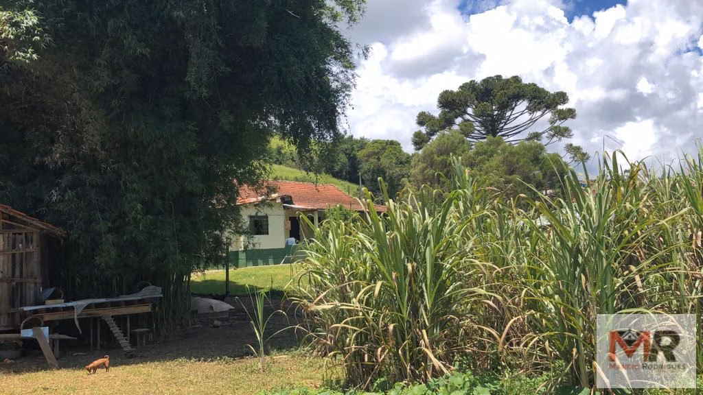 Chácara de 3.200 m² em Camanducaia, MG