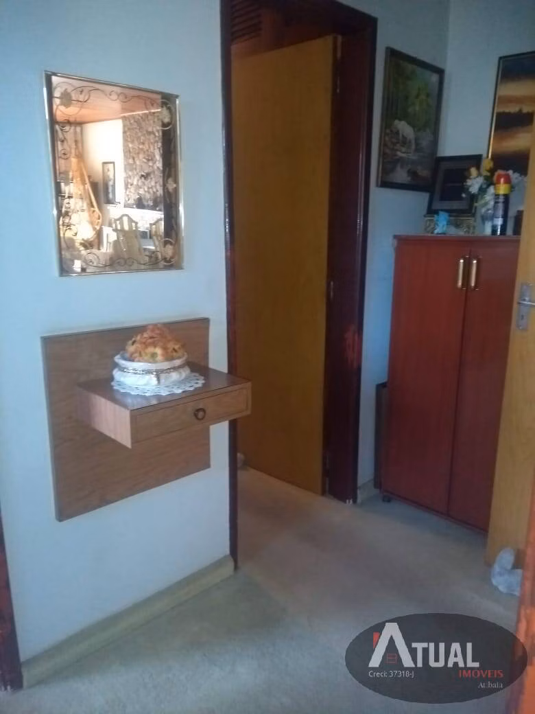 Casa de 1.005 m² em Atibaia, SP
