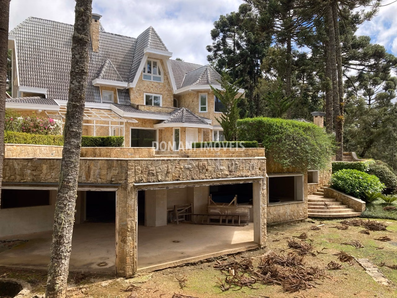 House of 3,190 m² in Campos do Jordão, SP, Brazil