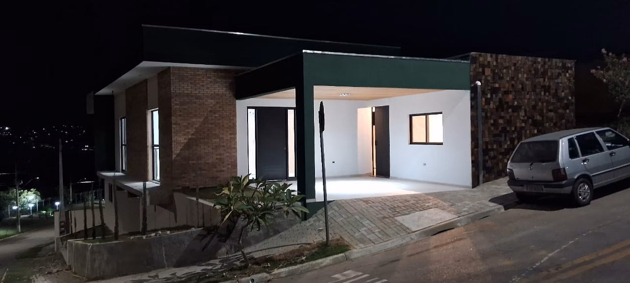 Casa de 300 m² em São José dos Campos, SP