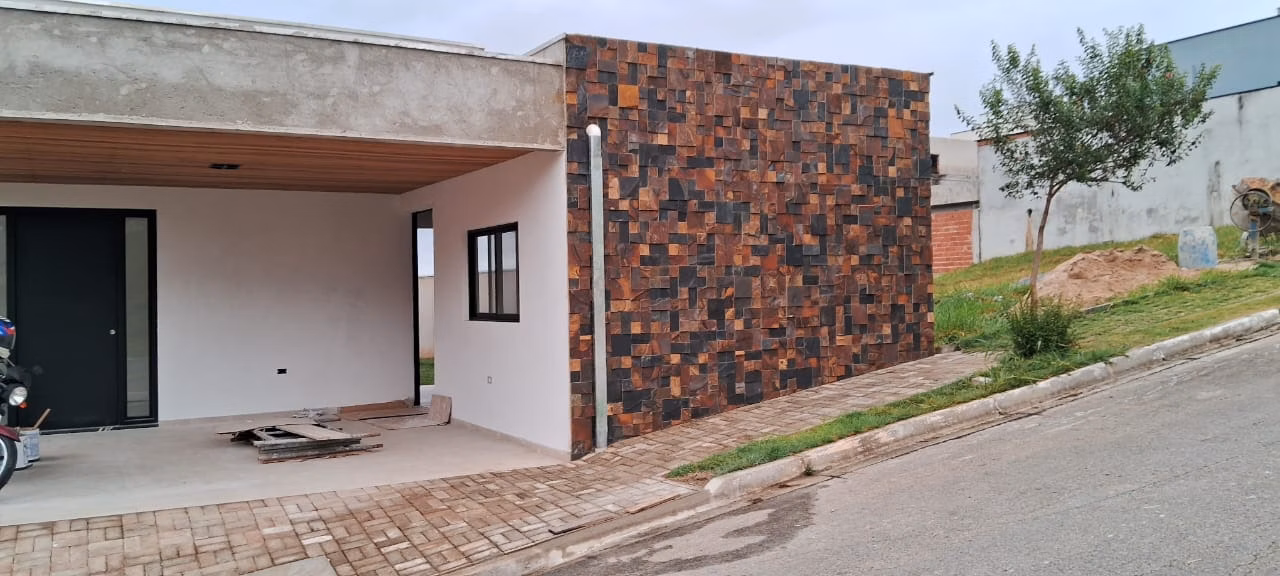Casa de 300 m² em São José dos Campos, SP