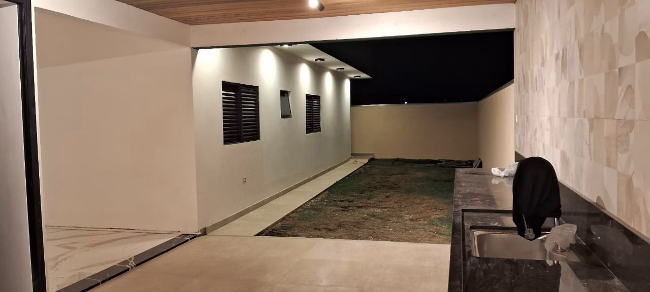 Casa de 300 m² em São José dos Campos, SP