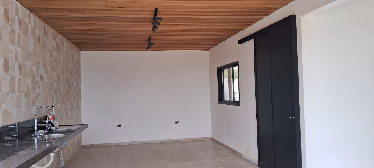 Casa de 300 m² em São José dos Campos, SP