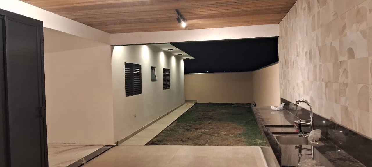 Casa de 300 m² em São José dos Campos, SP