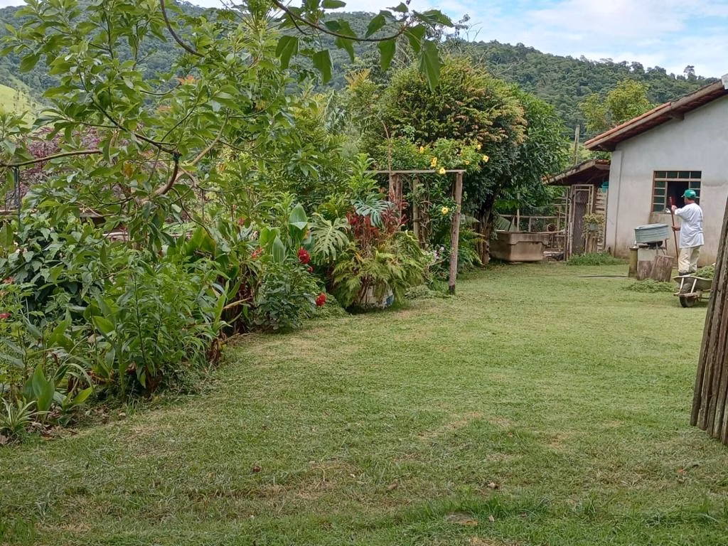 Chácara de 2 ha em Paraibuna, SP