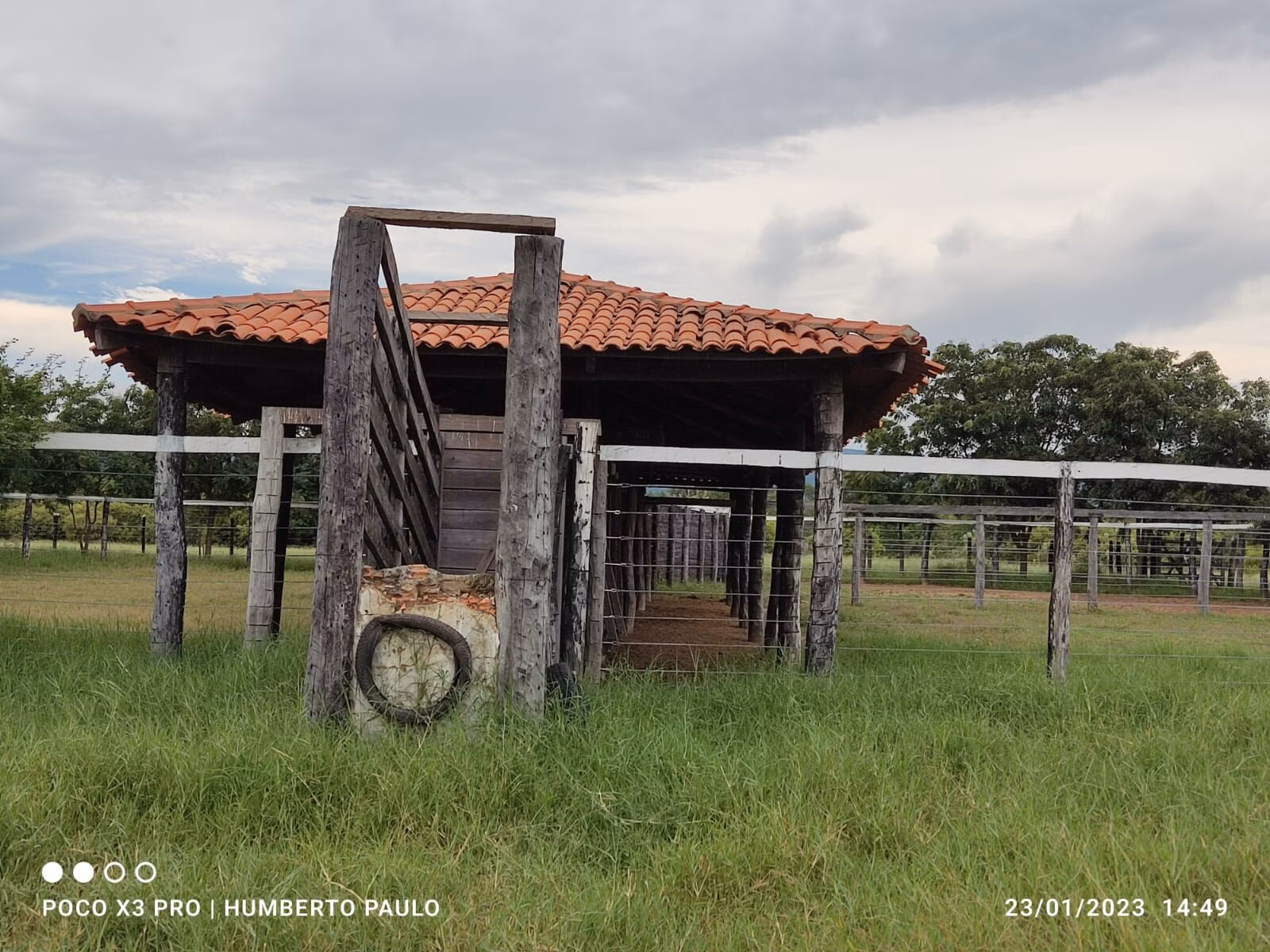 Fazenda de 2.090 ha em Muquém do São Francisco, BA