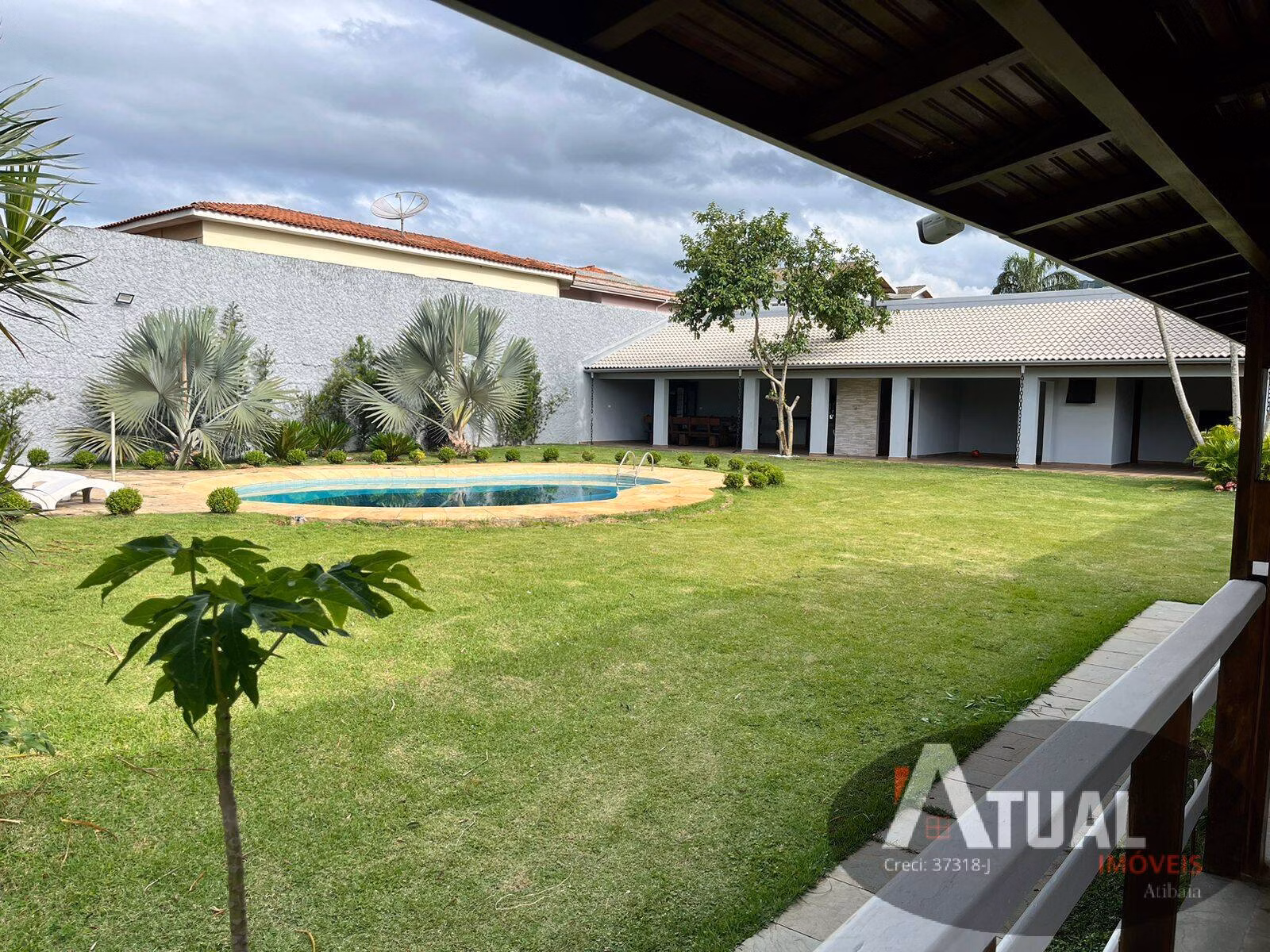 Casa de 1.603 m² em Atibaia, SP