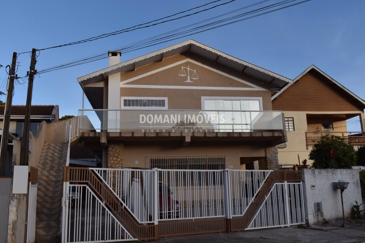 Comercial de 150 m² em Campos do Jordão, SP