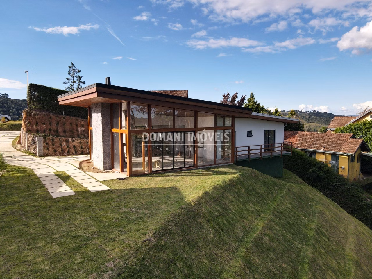 House of 1,040 m² in Campos do Jordão, SP, Brazil