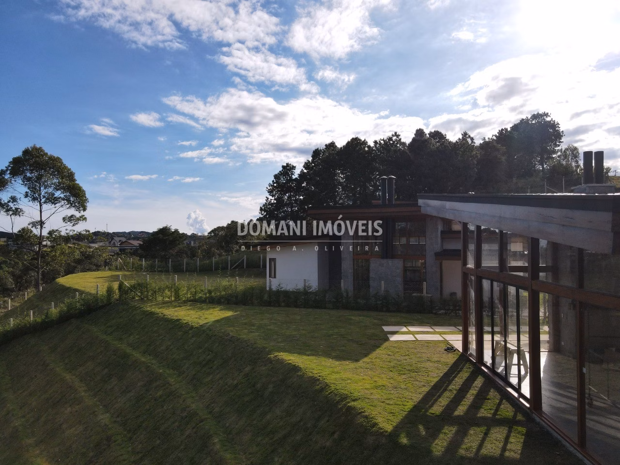 House of 1,040 m² in Campos do Jordão, SP, Brazil