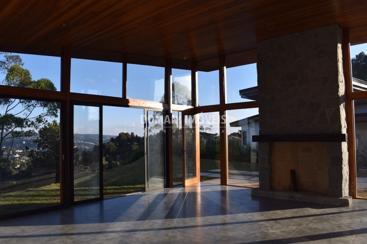 House of 1,040 m² in Campos do Jordão, SP, Brazil