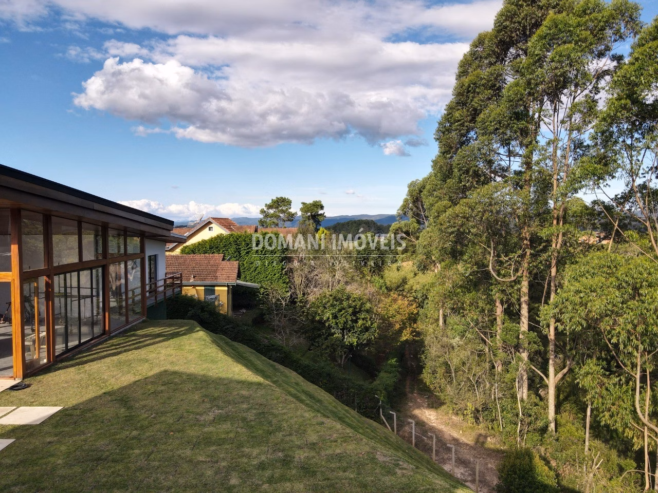 House of 1,040 m² in Campos do Jordão, SP, Brazil