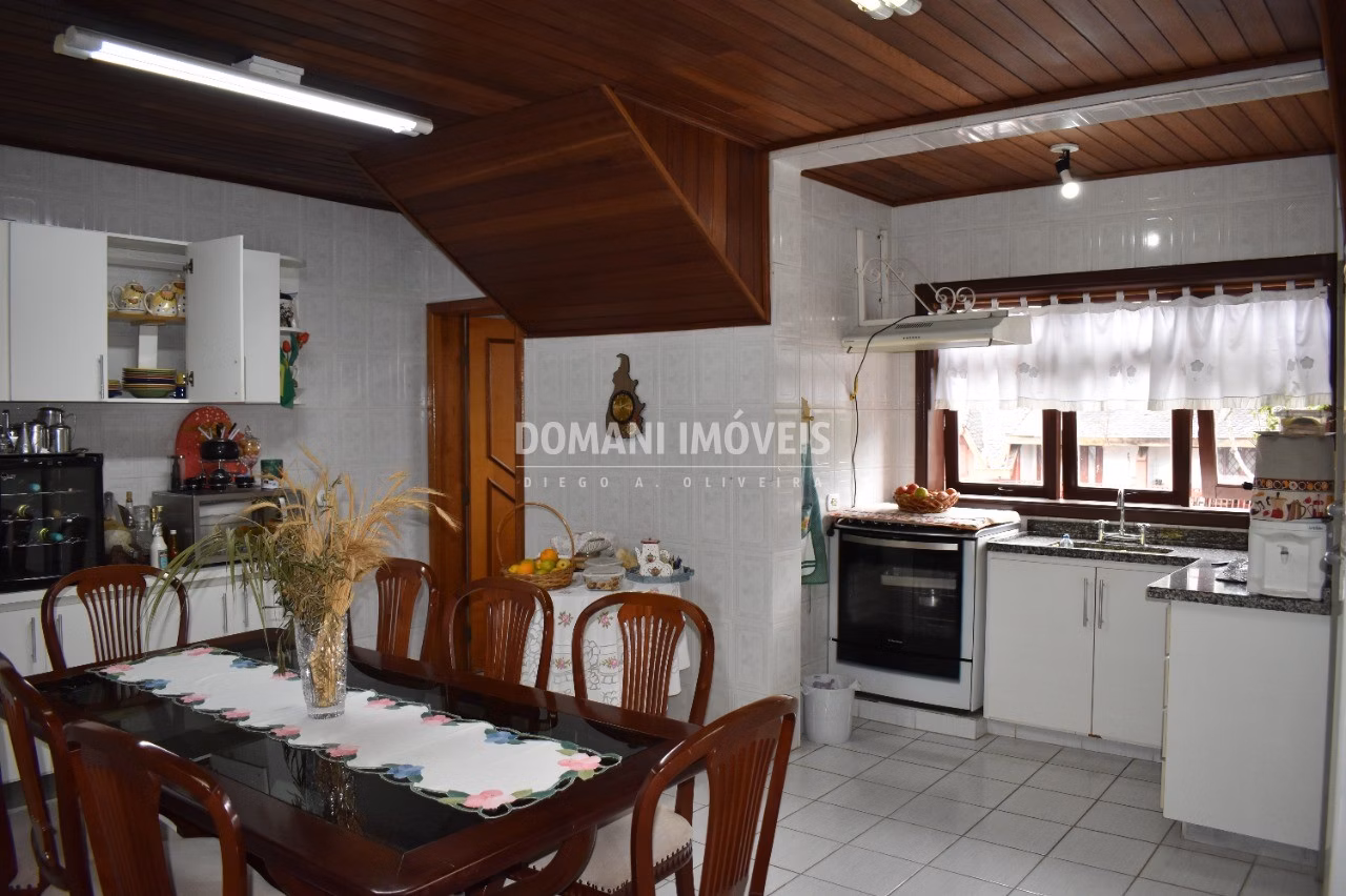 Lodging of 1.560 m² in Campos do Jordão, SP, Brazil