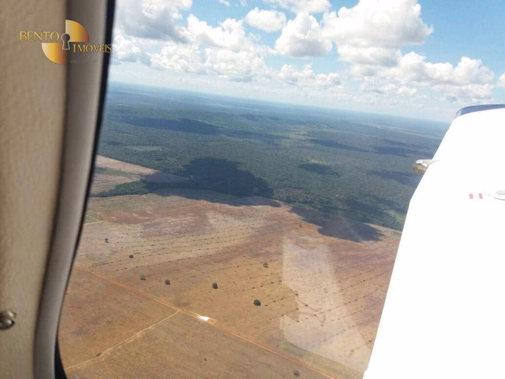Fazenda de 18.000 ha em Vila Rica, MT