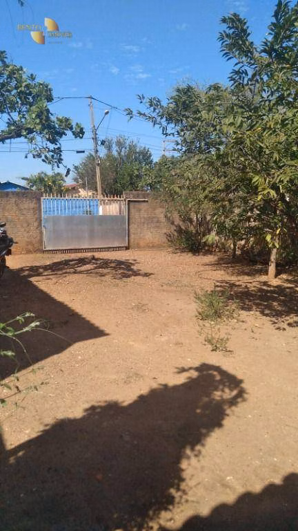 Casa de 360 m² em Várzea Grande, MT