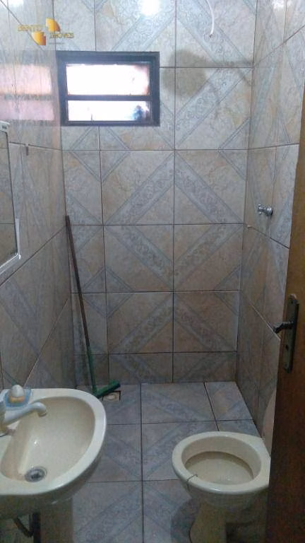 Casa de 360 m² em Várzea Grande, MT