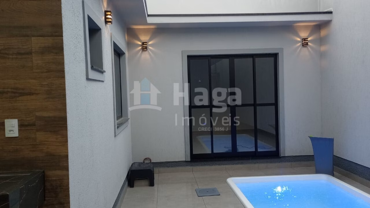 House of 365 m² in Tijucas, SC, Brazil