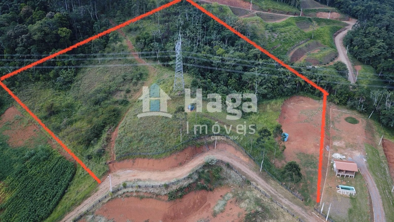 Terreno de 2.234 m² em Canelinha, SC