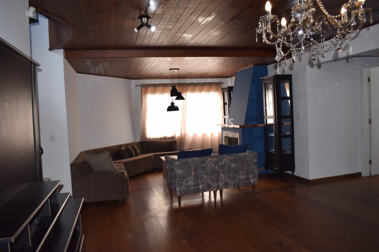 House of 2,260 m² in Campos do Jordão, SP, Brazil