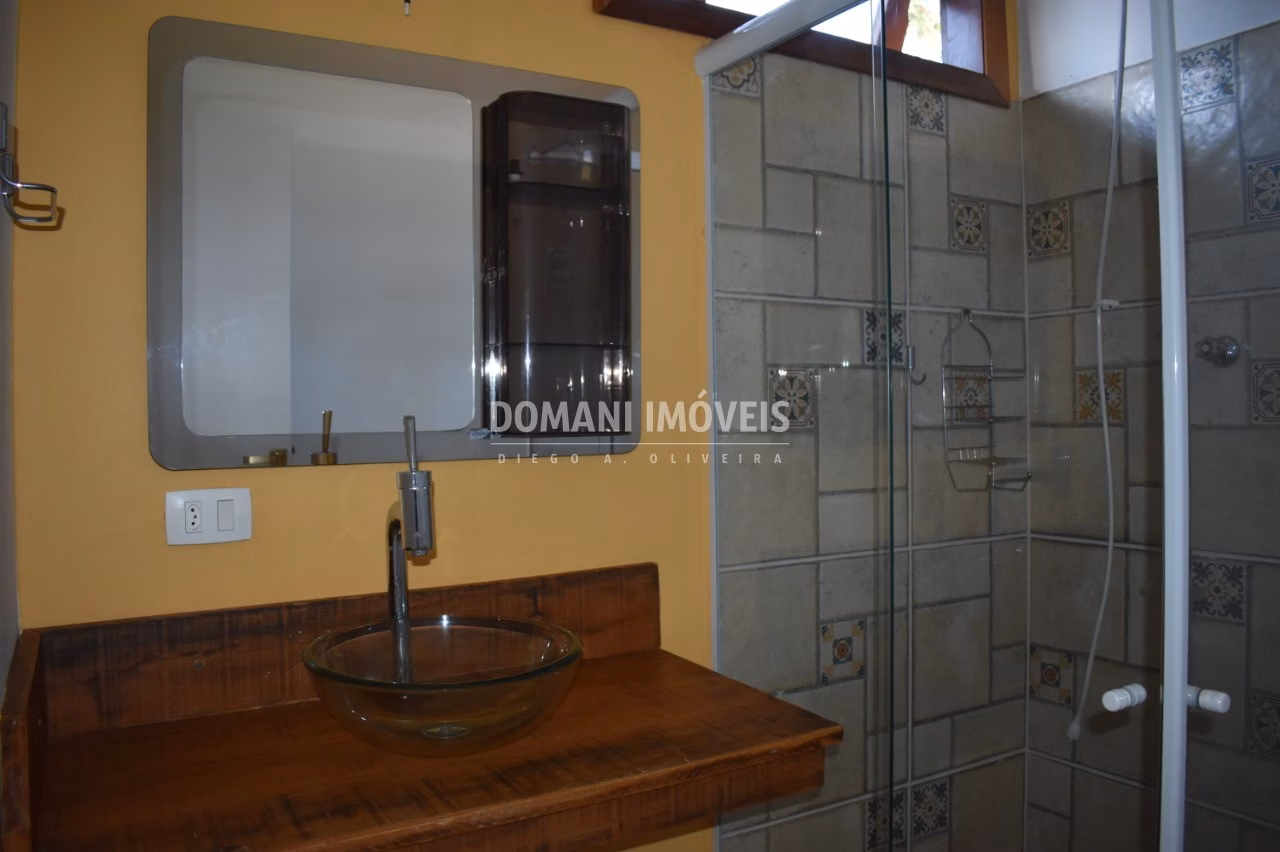 Casa de 2.260 m² em Campos do Jordão, SP
