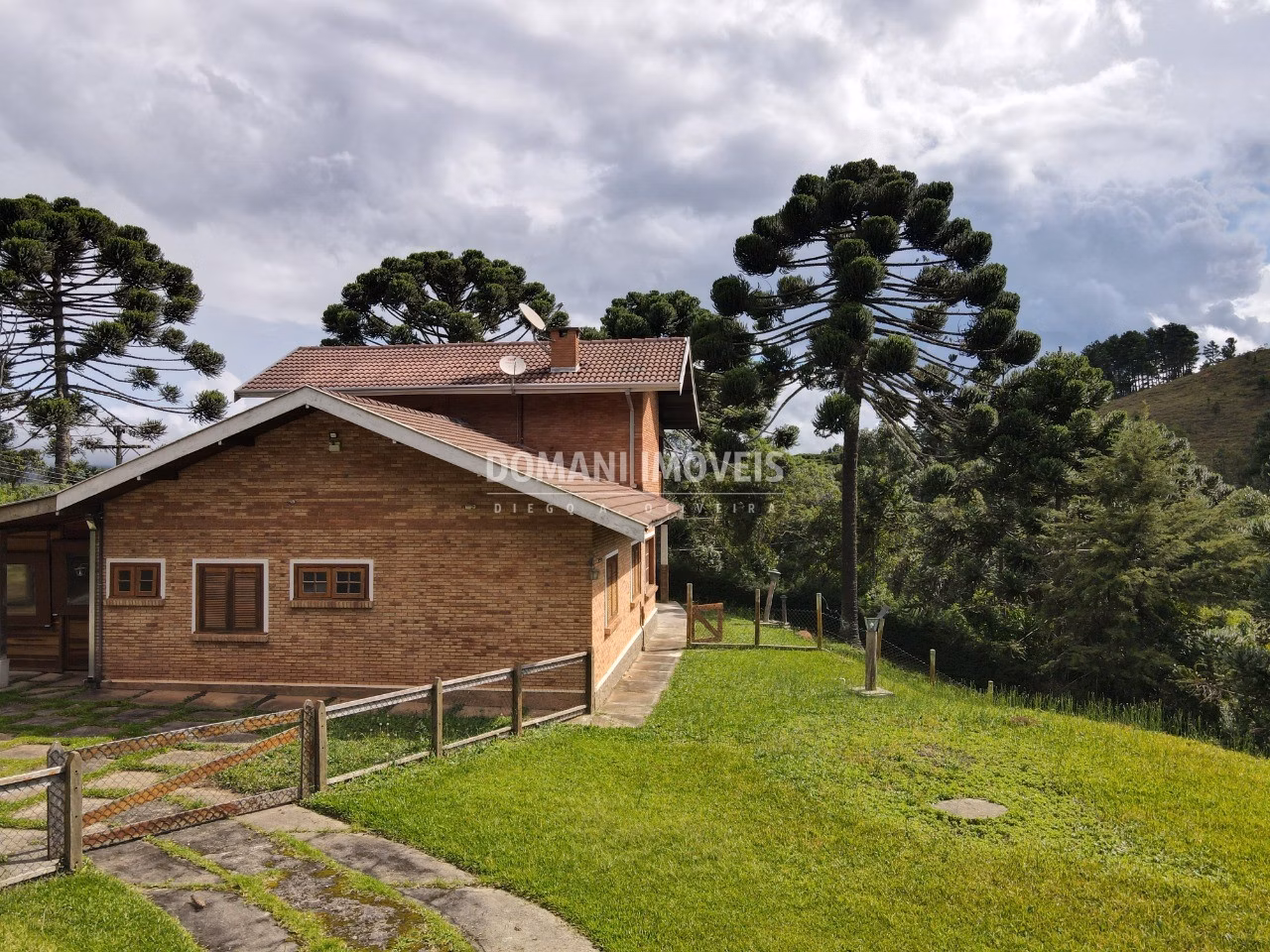 House of 2,260 m² in Campos do Jordão, SP, Brazil