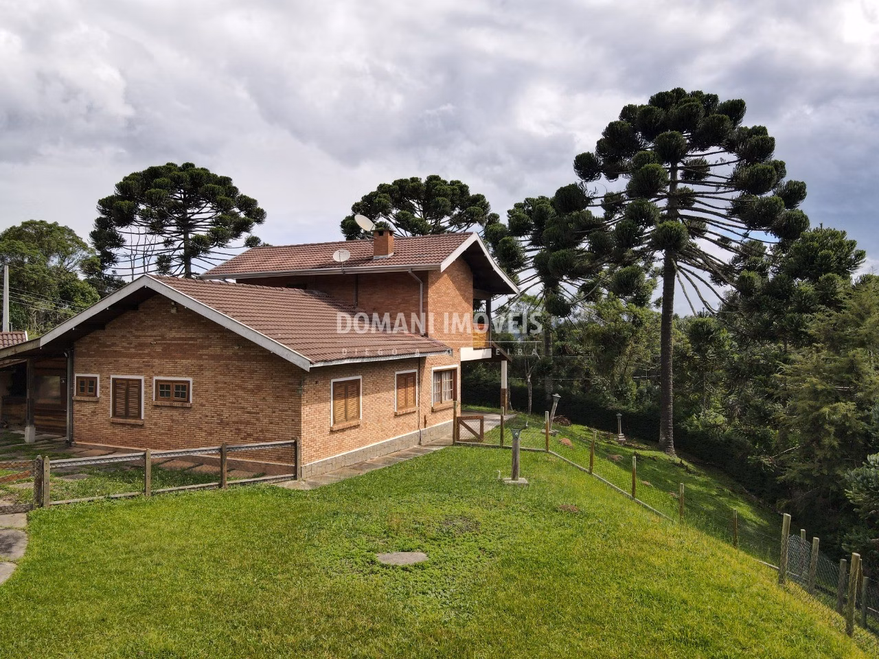 House of 2,260 m² in Campos do Jordão, SP, Brazil