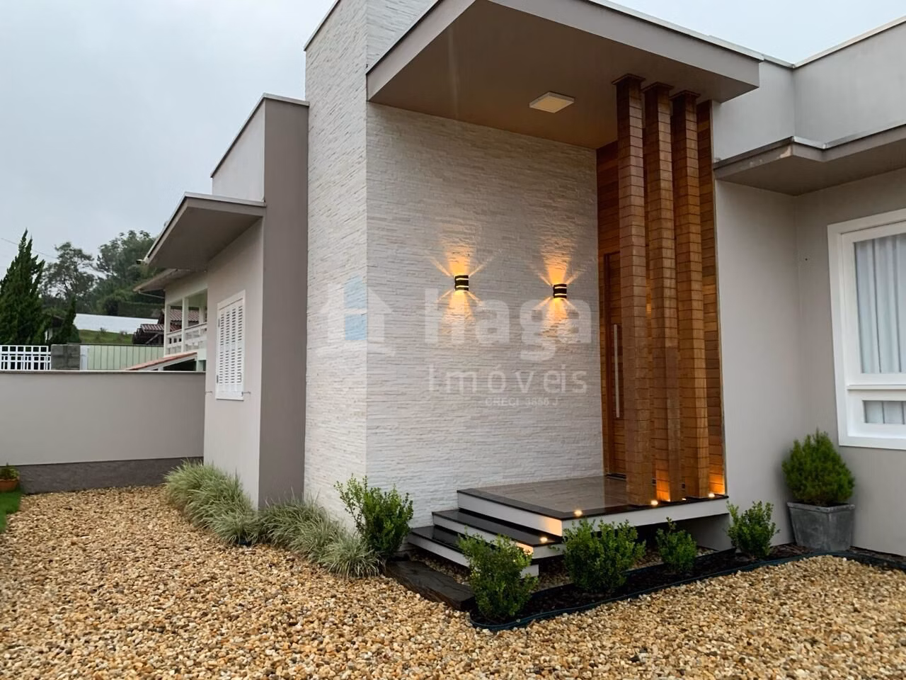 Casa de 450 m² em Brusque, SC