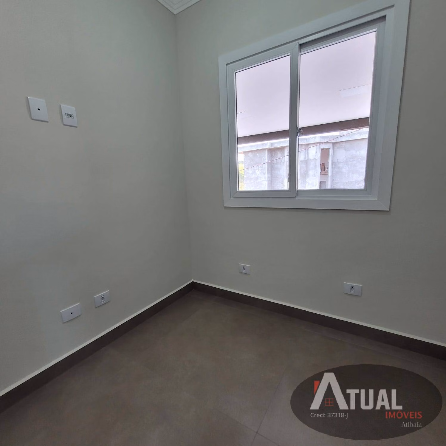 Casa de 360 m² em Atibaia, SP