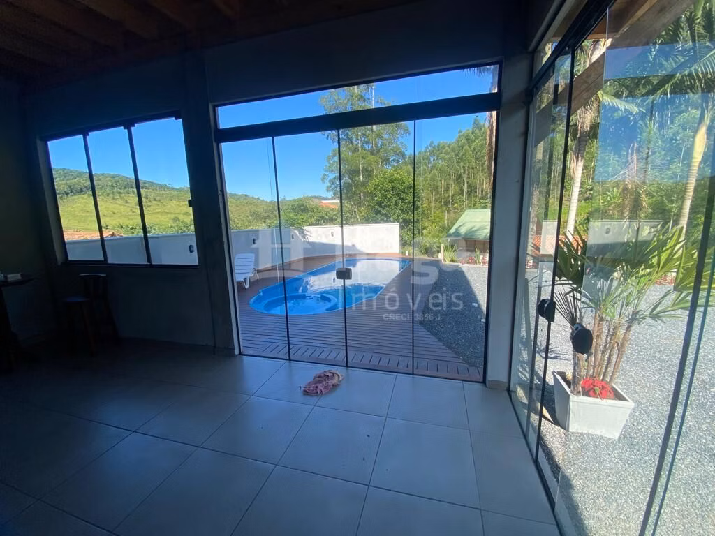 Fazenda de 1.000 m² em Nova Trento, SC