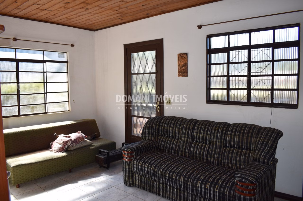 Casa de 1,000 m² em Campos do Jordão, SP