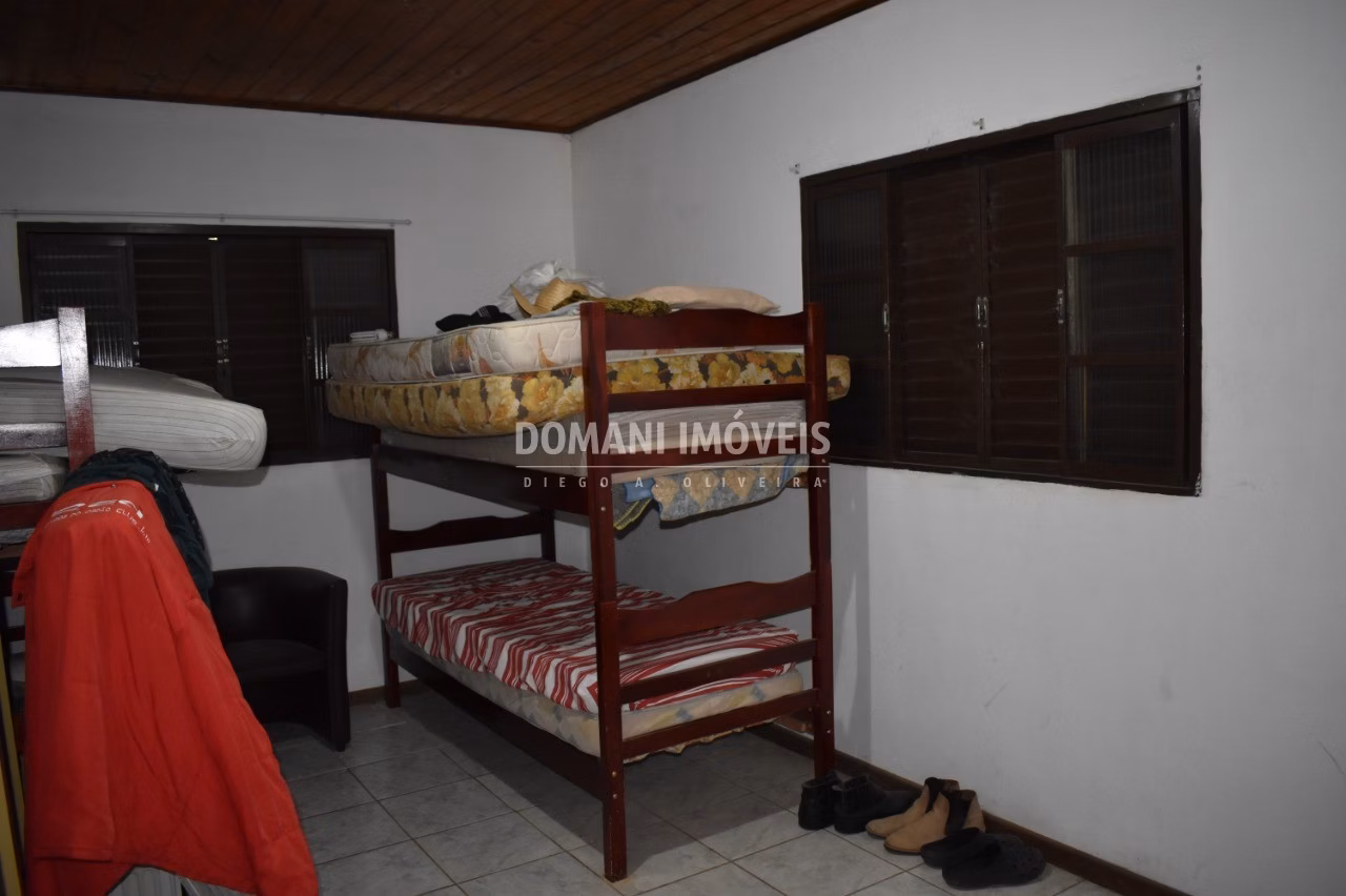 Casa de 1,000 m² em Campos do Jordão, SP