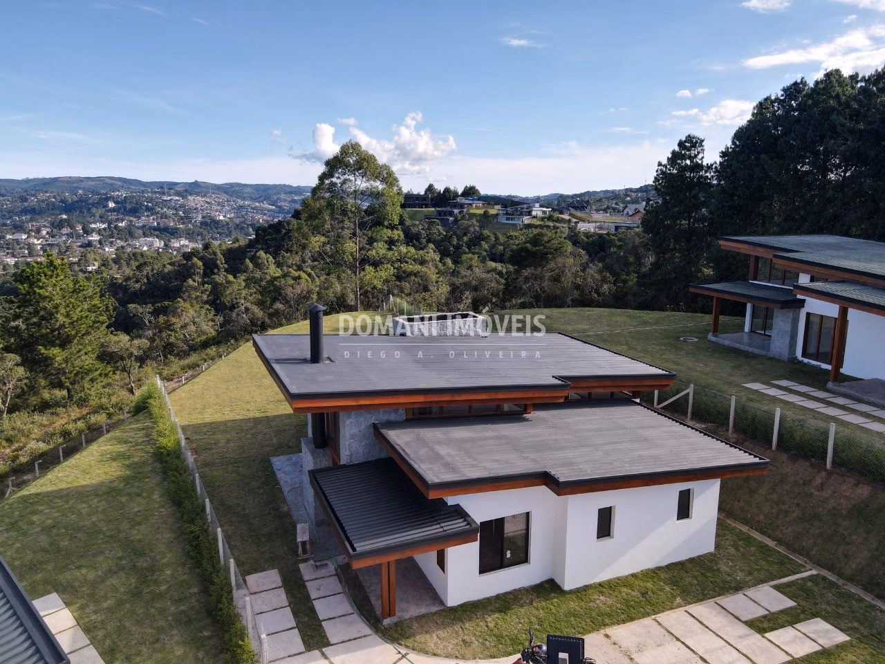 House of 1,120 m² in Campos do Jordão, SP, Brazil