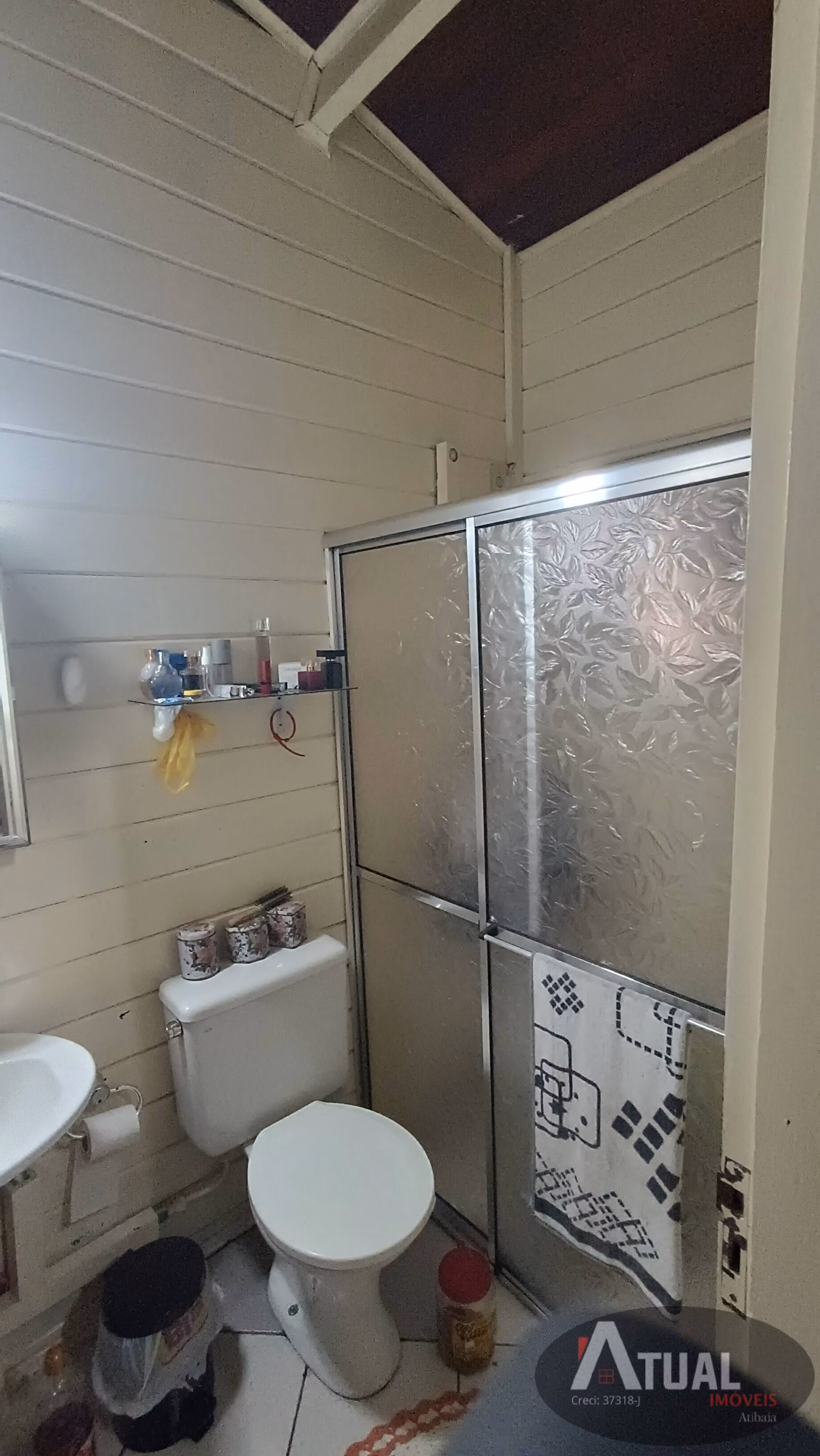 Casa de 570 m² em Mairiporã, SP