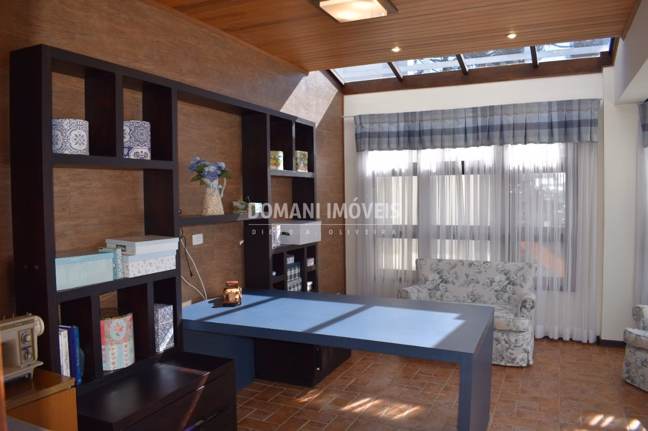 House of 2,180 m² in Campos do Jordão, SP, Brazil
