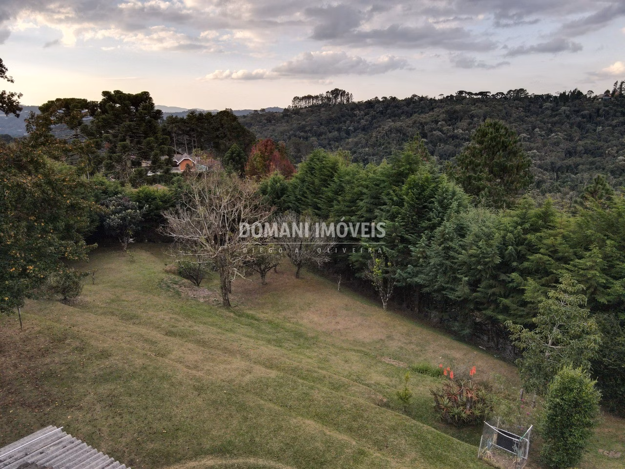 Plot of 1,590 m² in Campos do Jordão, SP, Brazil