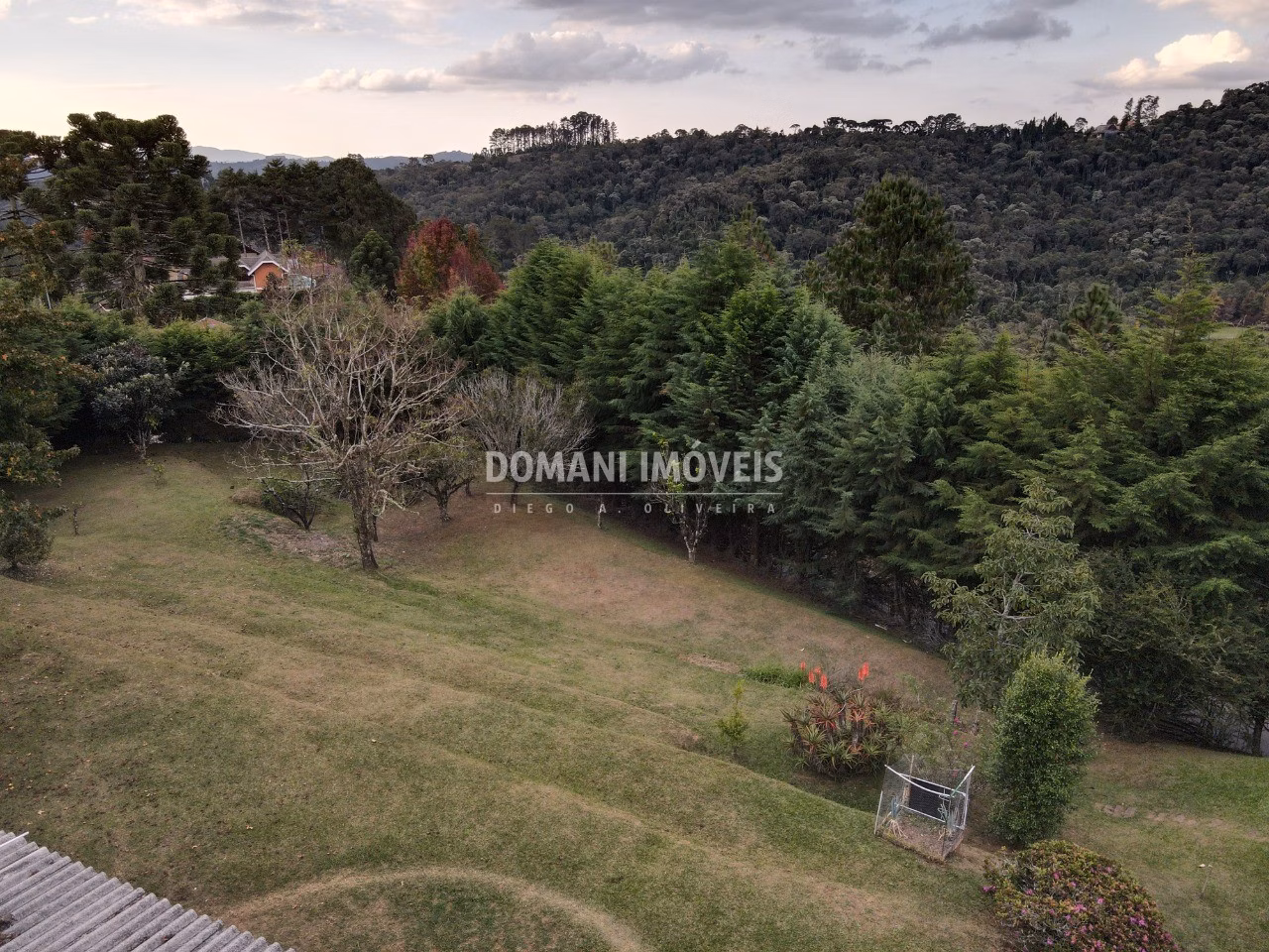 Plot of 1,590 m² in Campos do Jordão, SP, Brazil