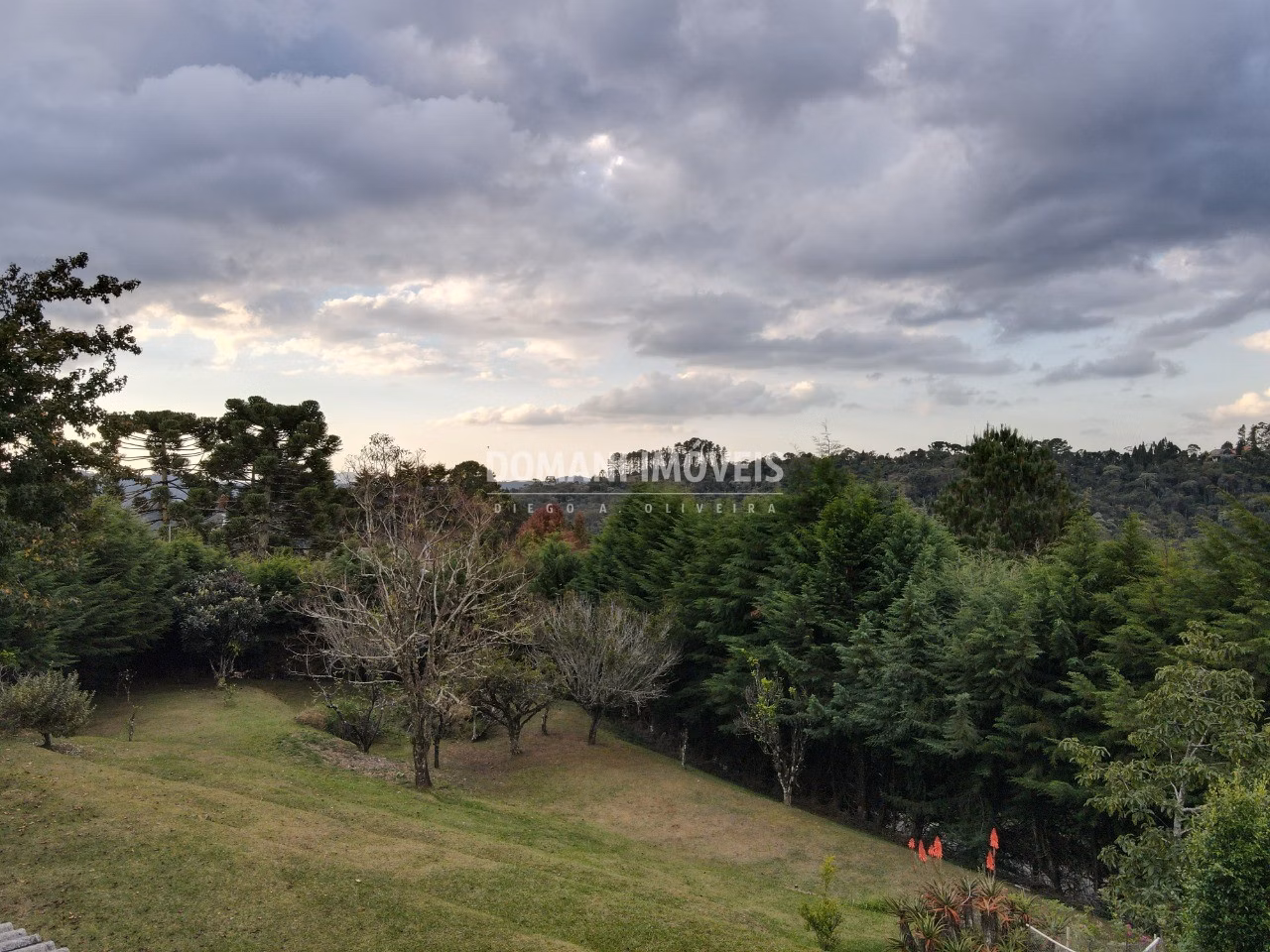 Plot of 1,590 m² in Campos do Jordão, SP, Brazil