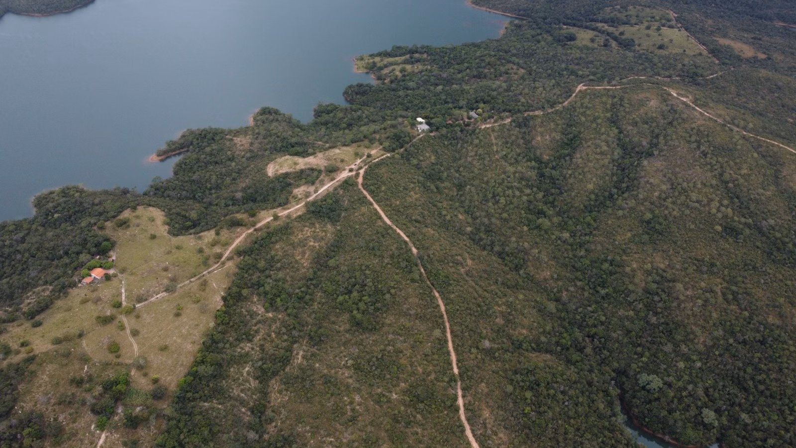 Fazenda de 250 ha em Luziânia, GO