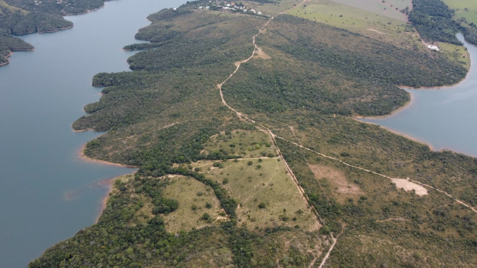 Fazenda de 250 ha em Luziânia, GO