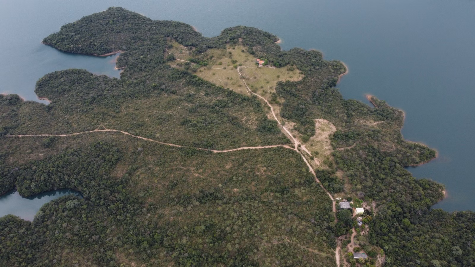 Fazenda de 250 ha em Luziânia, GO
