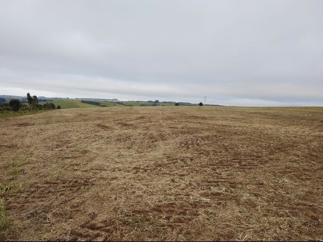 Fazenda de 102 ha em Itapetininga, SP